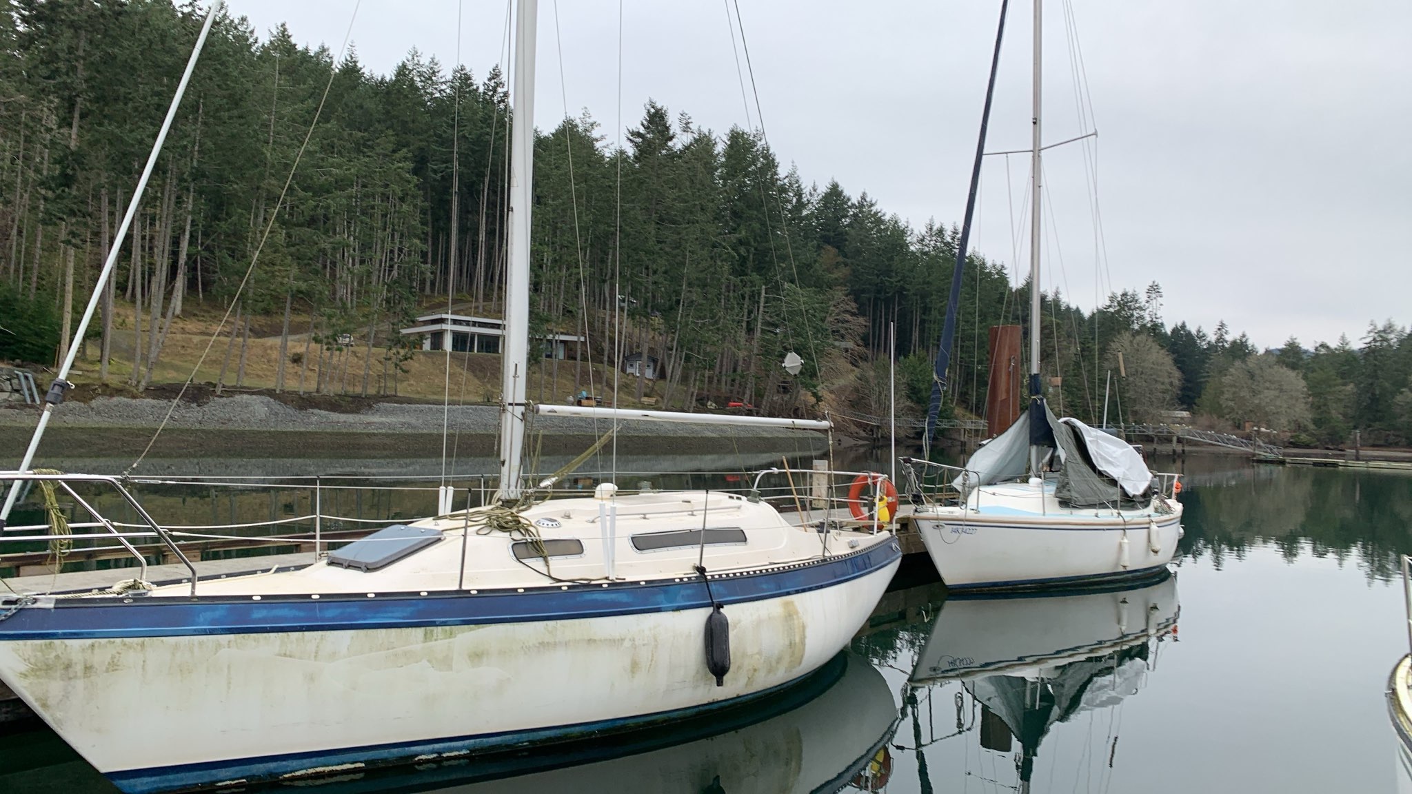 Photo of the Rivendell and the Valborg sailboats.